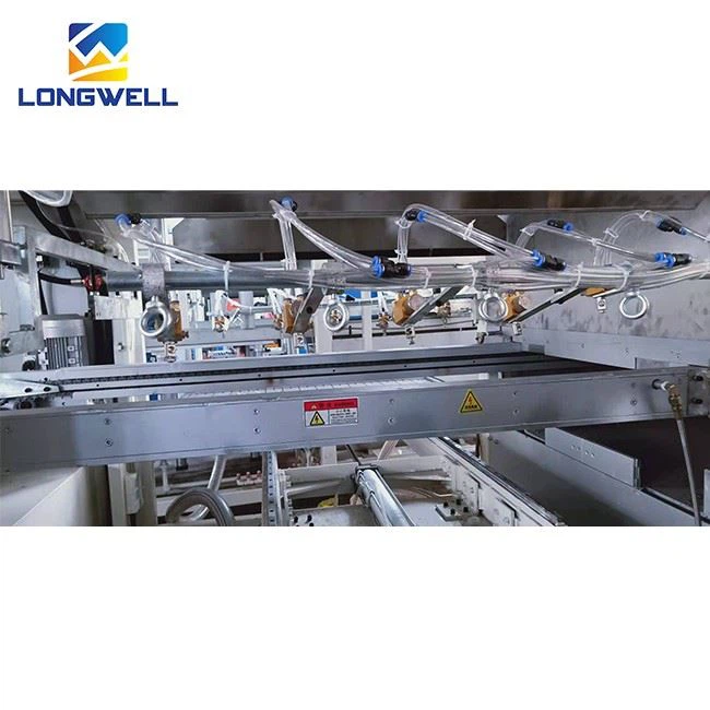 Plastic Vacuum Forming Machine For Heatfloor Foam Laminating